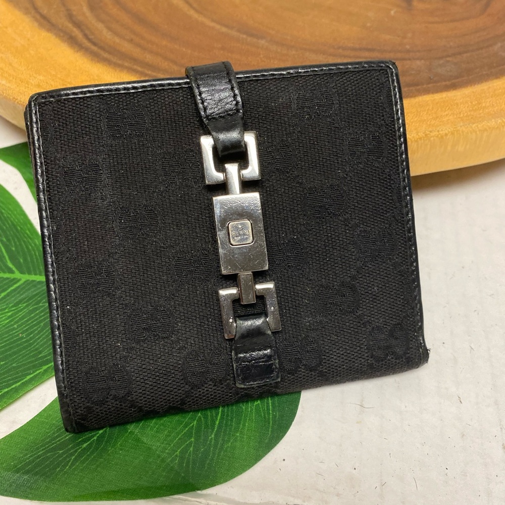 Gucci Guccisma Locket Wallet